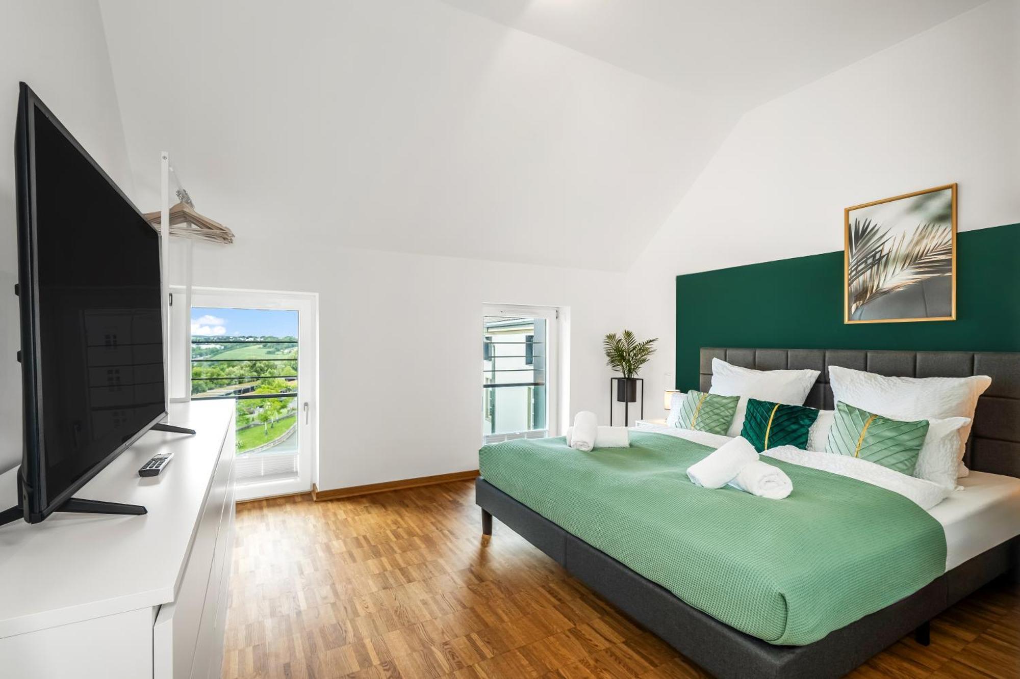 Dnd Design Loft I 170qm I Parken I Balkon I Workstation I Netflix I Kaffee I Waschmaschine I Trockner I Xbox I Ausblick Wurzburg